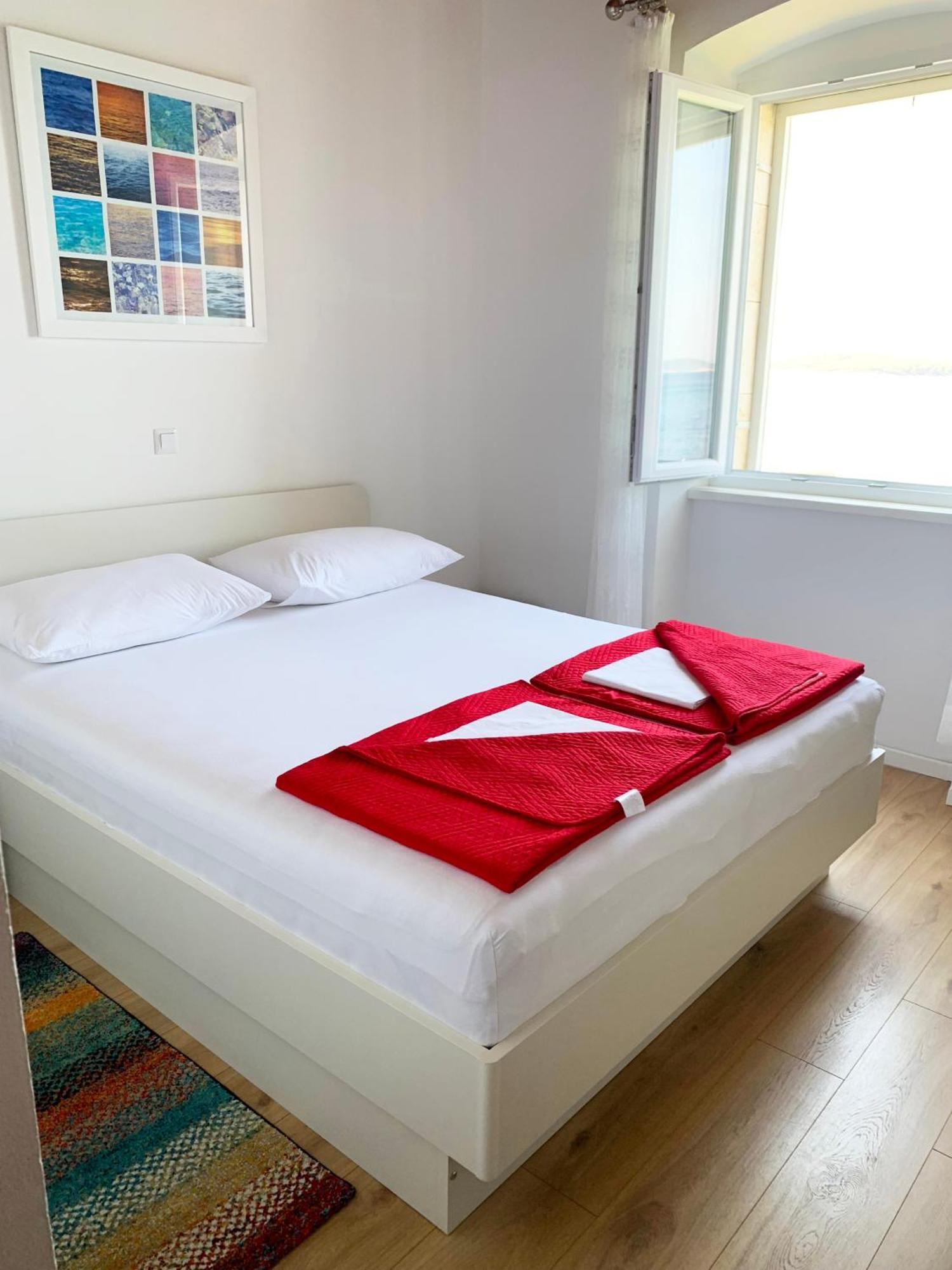 Seafront Rooms Hvar Town Exterior photo